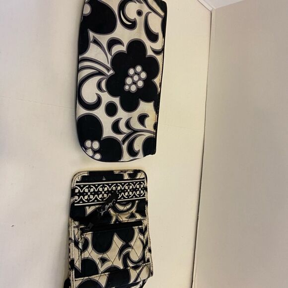 2 Vera Bradley wallets black white - Picture 5 of 5